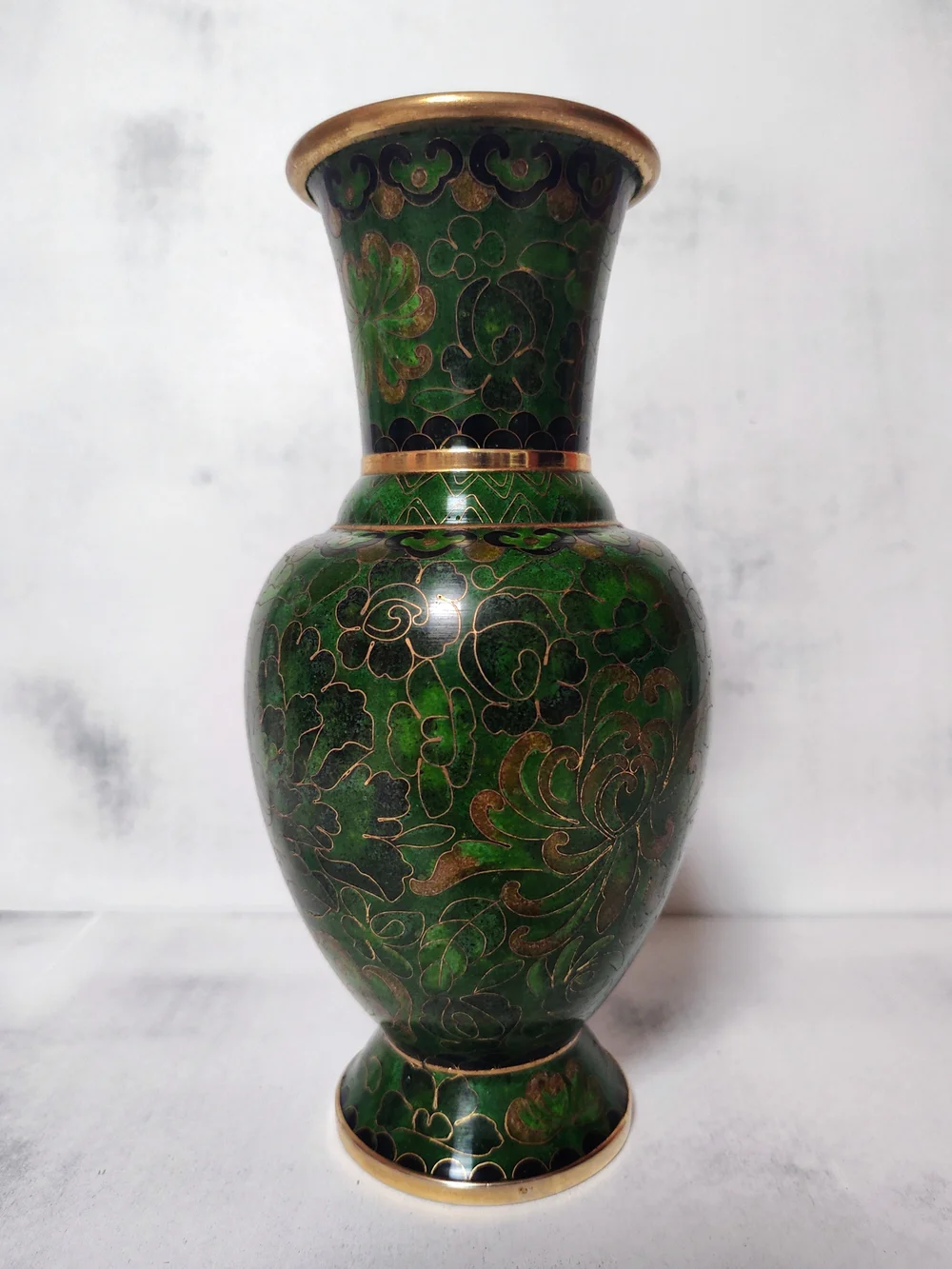 VTG 1960's Chinese Cloisonné Vase Emerald lotus Floral Design 7.5